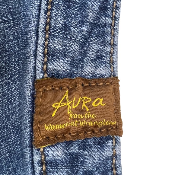 Aura jean denim shorts by women for wrangler Size X Small with spandex - Picture 3 of 12